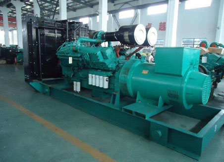 临海800kw康明斯柴油发电机组